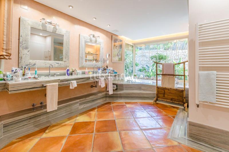 Foto a8829951-eb0b-4e84-8a50-9a3dd101921b. Chalet avec chauffage parking piscine dans Altea hills Altea