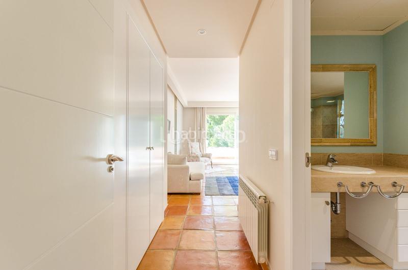 Foto b2743d10-b78d-4f8f-9072-f4721e0ac0e7. Chalet avec chauffage parking piscine dans Altea hills Altea