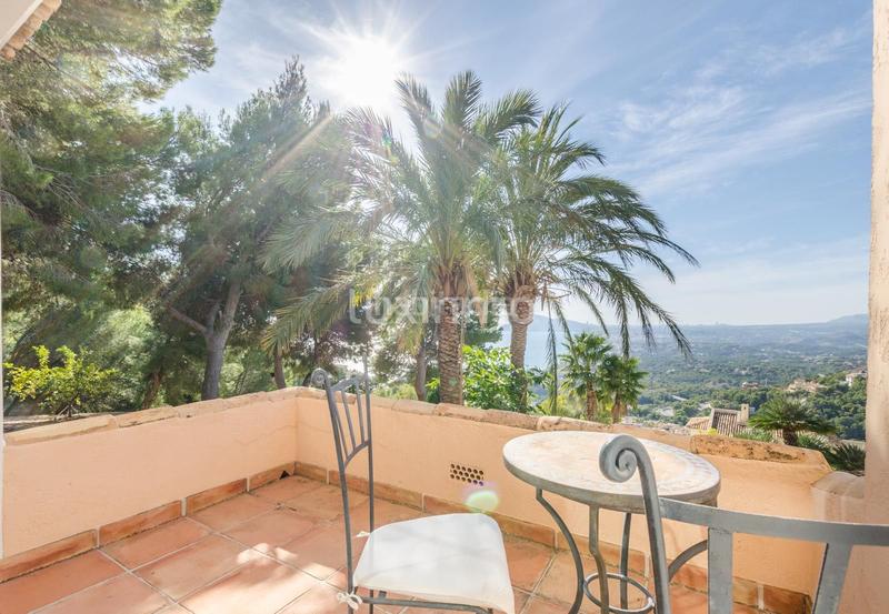 Foto c2eb4cfc-3938-4753-b42b-ad8752c4953b. Chalet avec chauffage parking piscine dans Altea hills Altea