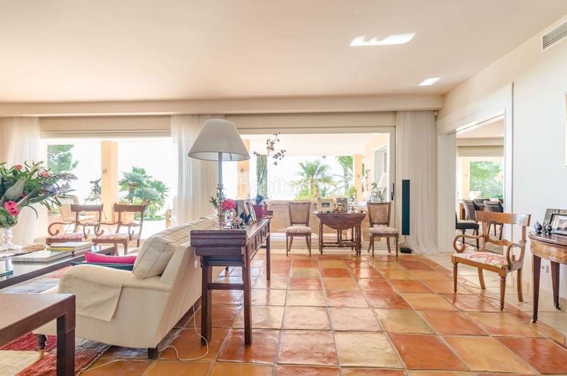 Foto d3b8515f-e147-456c-aab7-27f50470f133. Chalet avec chauffage parking piscine dans Altea hills Altea