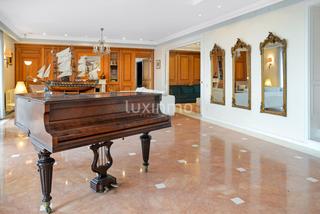 Chalet à Cabo de las Huertas. Exclusiva villa de estilo colonial en cabo de las huertas