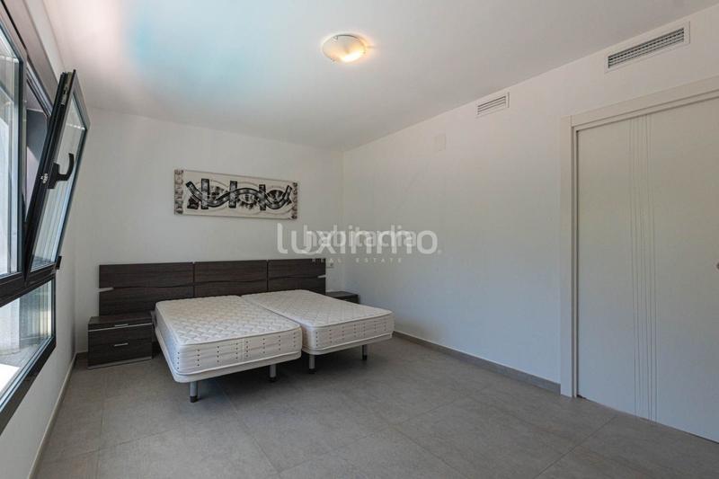 Foto 33bb5b94-3dfd-4c38-92e5-e05ee338851f. Chalet con piscina in Oltamar - Cucarres Calp