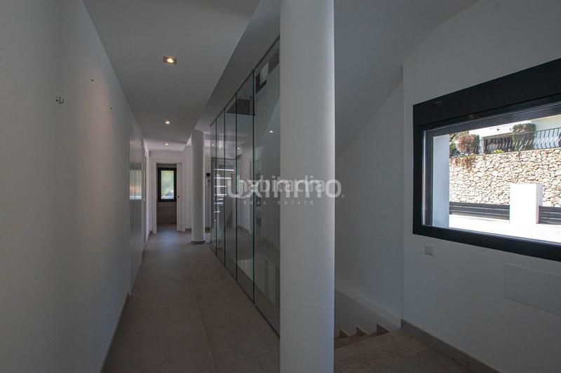 Foto 3eeea23e-2bb1-4542-93c0-fa4101b1df02. Chalet con piscina in Oltamar - Cucarres Calp