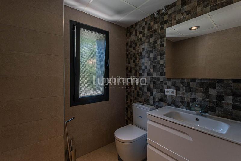Foto 4ab8f34f-2262-4383-9dae-6040d8b1e23f. Chalet con piscina in Oltamar - Cucarres Calp