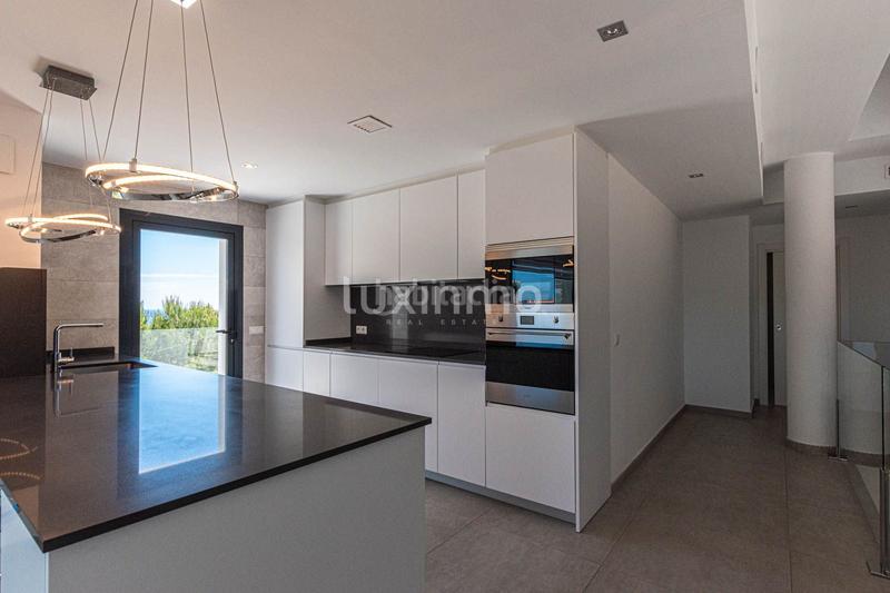 Foto 4bb5db3b-8393-4113-983d-e3c62546256b. Chalet con piscina in Oltamar - Cucarres Calp