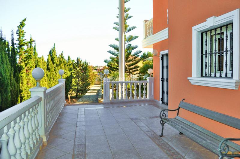 Foto 19a0f806-8a61-4a8e-98d4-051826652d87. Xalet amb calefacció aparcament piscina a Maryvilla Calp