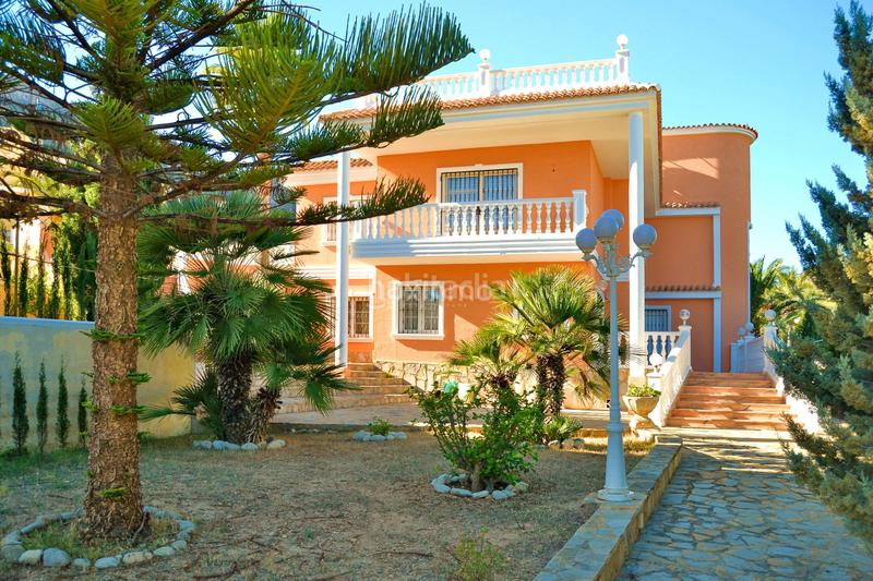 Foto 1b4c23b2-01b3-4dd6-a23d-d75661aef95a. Xalet amb calefacció aparcament piscina a Maryvilla Calp
