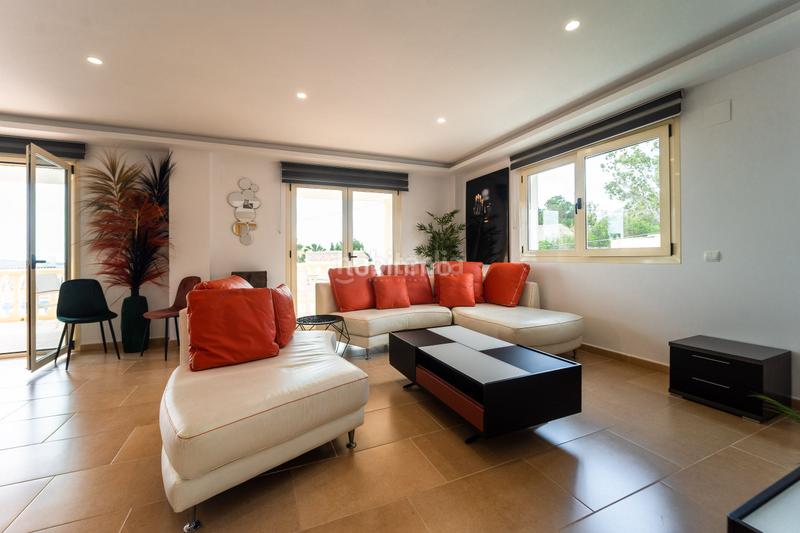 Foto 133b51a8-7095-4786-8410-abf396636530. Chalet con riscaldamento parcheggio piscina in Canuta Calp