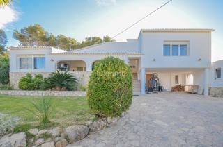 Chalet in Cap Martí - El Tossalet - Pinomar. Chalet con vistas al mar y licencia turistica en venta en javea