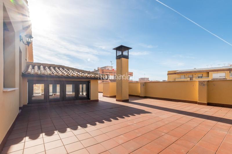 Foto c0726918-18b8-4c03-b809-a311e06992bb. Doppelhaus mit heizung parking in Centro Mutxamel