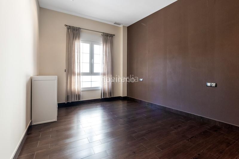 Foto d9263d2c-d362-4d7b-8d13-d957c23053f8. Doppelhaus mit heizung parking in Centro Mutxamel