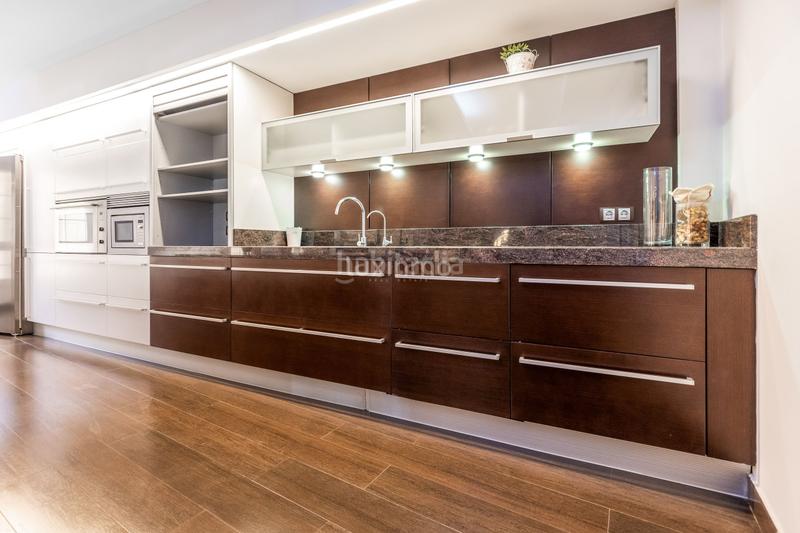 Foto e28e24c1-9e2e-4820-9435-8ba274217c3a. Doppelhaus mit heizung parking in Centro Mutxamel