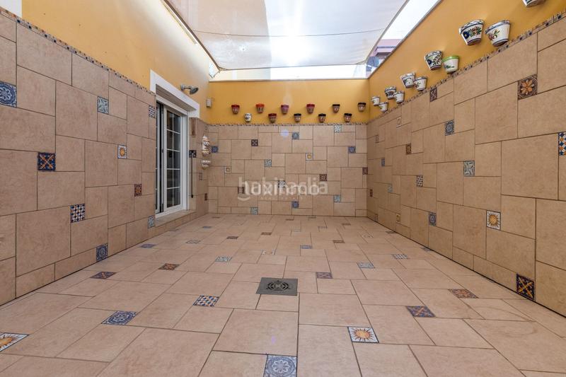 Foto ee759bb9-b136-426e-a2ba-6c69eb813843. Doppelhaus mit heizung parking in Centro Mutxamel