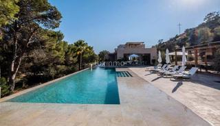 Chalet à Sant Jordi de Ses Salines-Sant Francesc. Villa de nueva construcción con impresionantes vistas situada en