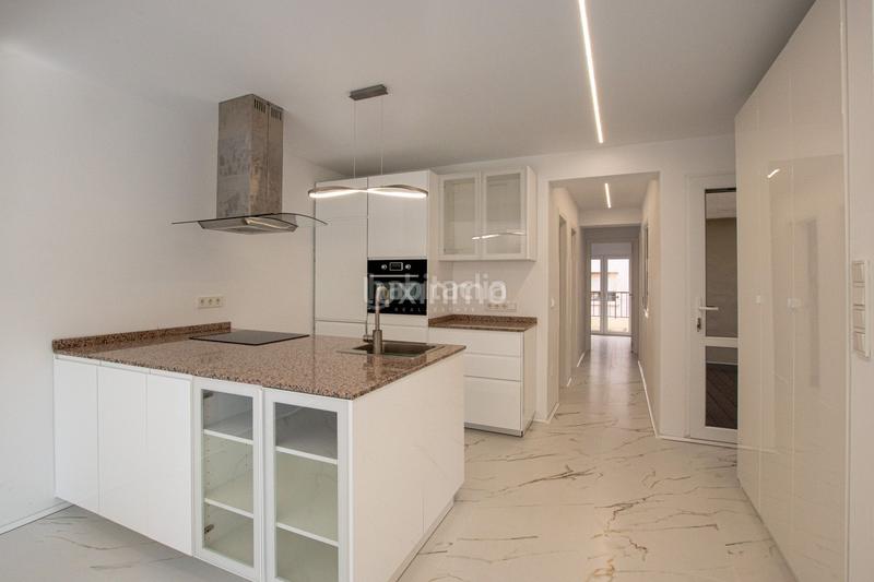 Foto f30014b4-4aec-45b1-b7e5-5cf27ce0aad4. Piso  totalmente reformado en venta e en Pueblo Calp