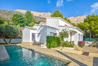 Chalet in Montgó - Ermita. Villa mediterránea en ermitamontgó jávea