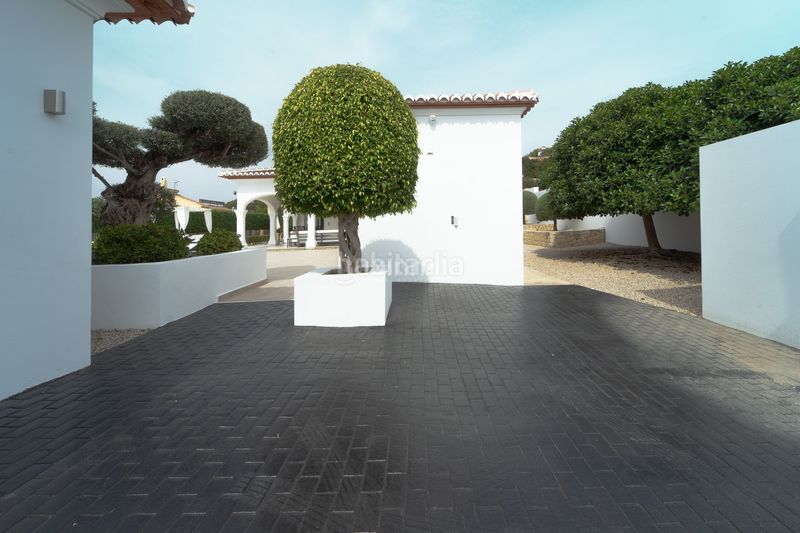 Foto a5b8ff12-af83-4d65-b6a2-fd1bbfed9ba6. Xalet amb calefacció aparcament piscina a Paichi Moraira