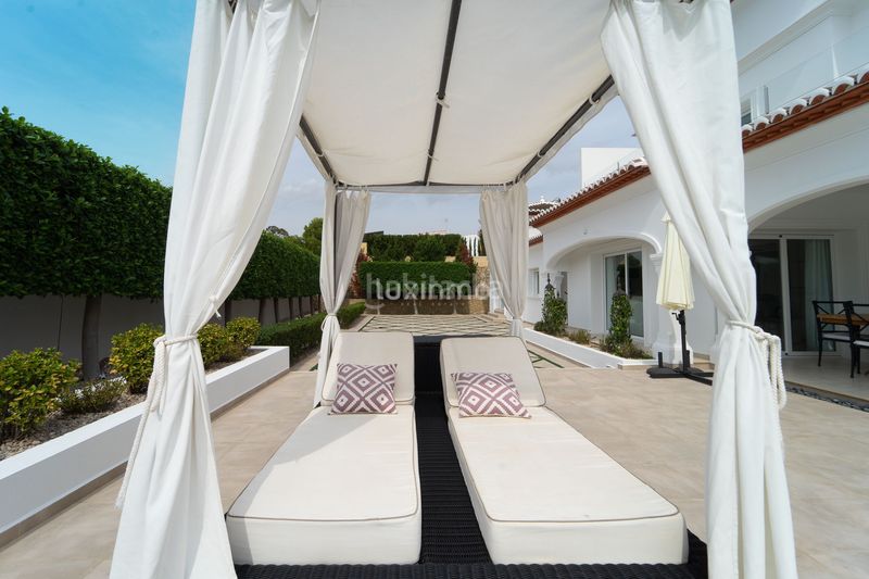 Foto b50e2248-451a-4582-86e8-f3d6e7527235. Xalet amb calefacció aparcament piscina a Paichi Moraira