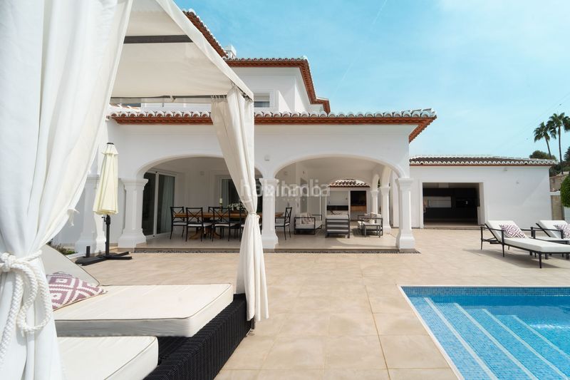 Foto fffab9c8-74b3-49df-a770-b0387dc6eff3. Xalet amb calefacció aparcament piscina a Paichi Moraira