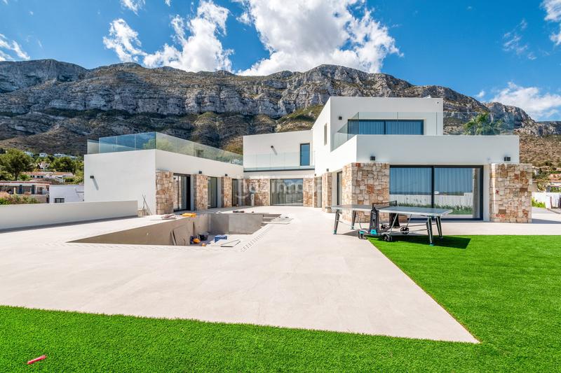 Foto 91b11635-9ded-4663-973e-f24b0d2343cf. Chalet avec parking piscine dans El Montgó Dénia