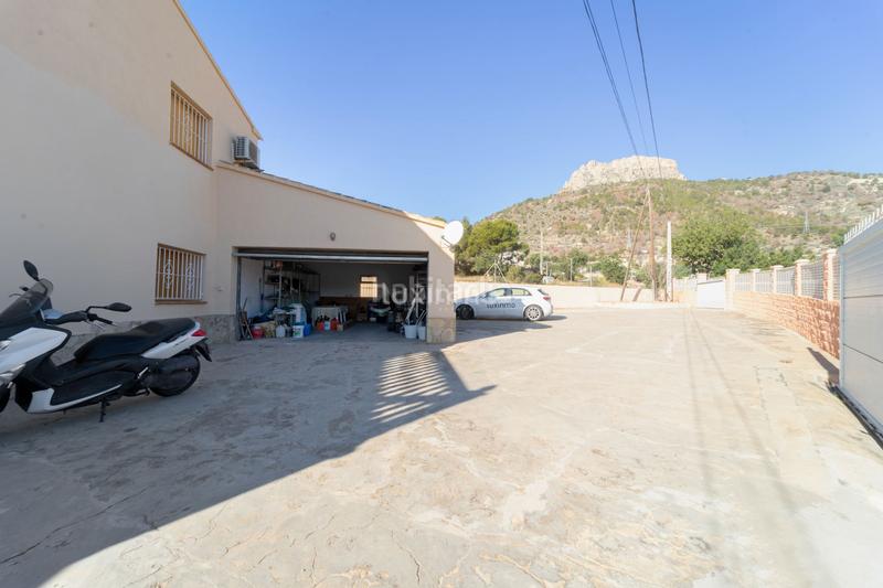 Foto 755e7d1f-83f2-42fe-b4a7-d92549230063. Chalet  con vistas al mar en una zona tranquila en Calp