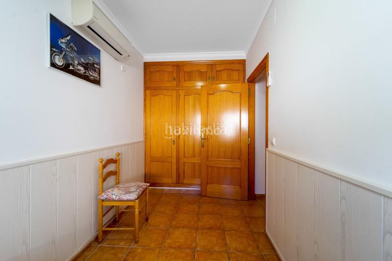 Foto ae10833c-9dd4-477e-ae8e-b932e5c1cb79. Chalet avec parking piscine dans Canuta Calp