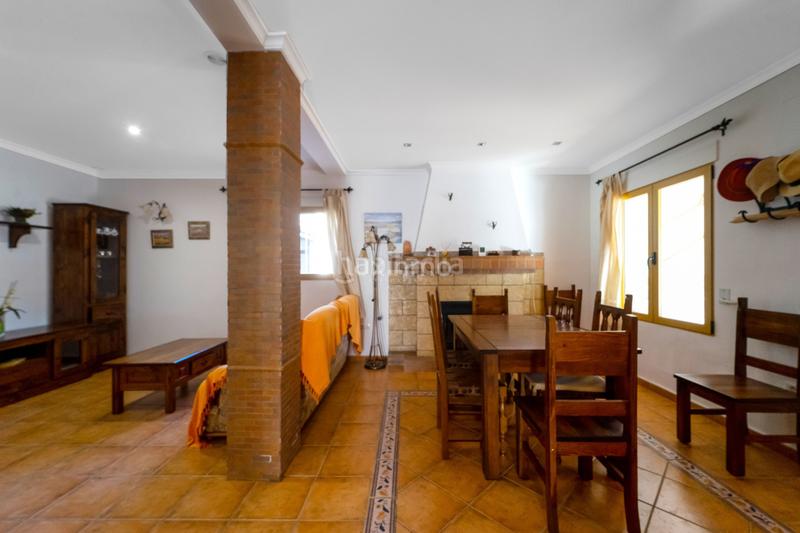 Foto fb445aae-607e-4eca-9ef5-3921e33e4cc4. Chalet avec parking piscine dans Canuta Calp