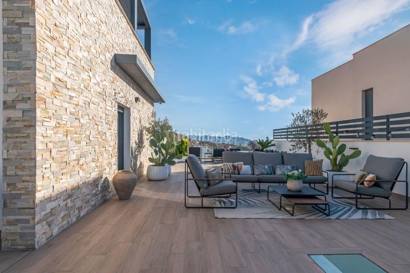 Foto 7dd9869e-9540-432b-b0d1-f07667352d15. Chalet with parking pool in balcón de Finestrat-terra marina Finestrat