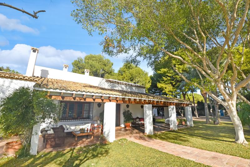 Foto 2b105b22-7ee9-4ef8-9079-94d9f13f2e9e. Chalet con riscaldamento parcheggio piscina in Alicante golf Alicante