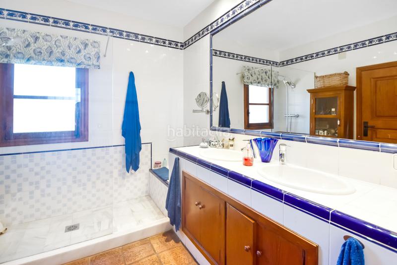 Foto ee3b5e74-21d7-4df7-96c1-f800a8077d4a. Chalet con riscaldamento parcheggio piscina in Alicante golf Alicante