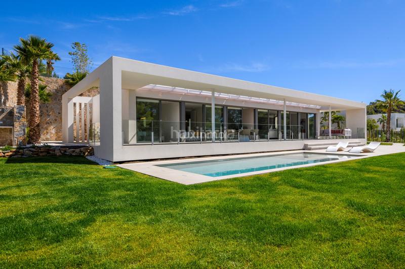 Foto 5d0b5f4c-3b53-464e-809c-61a74557aca5. Chalet avec piscine dans Lomas de Campoamor - Las Ramblas Orihuela