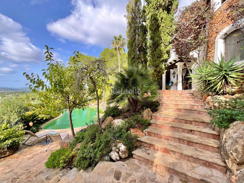 Foto 4b04930f-a4ad-4cf9-942b-13007bbbd625. Xalet amb calefacció aparcament piscina a Santa Eulària des riu Santa Eulària