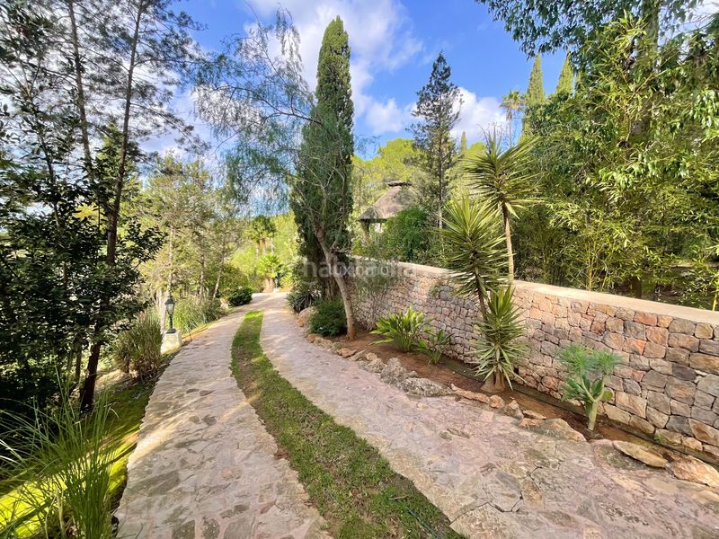 Foto 52220128-18bd-4edc-b43d-5c96a1d7e48c. Xalet amb calefacció aparcament piscina a Santa Eulària des riu Santa Eulària