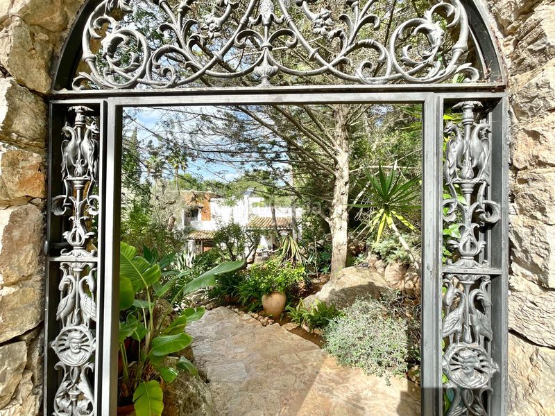 Foto 65376f07-0008-446b-887e-5bc967240cbb. Xalet amb calefacció aparcament piscina a Santa Eulària des riu Santa Eulària