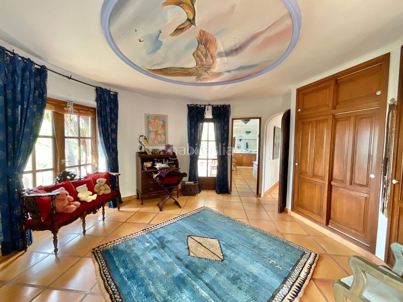 Foto 66bd956e-5d3f-4f38-89ec-812e52a4e68b. Xalet amb calefacció aparcament piscina a Santa Eulària des riu Santa Eulària