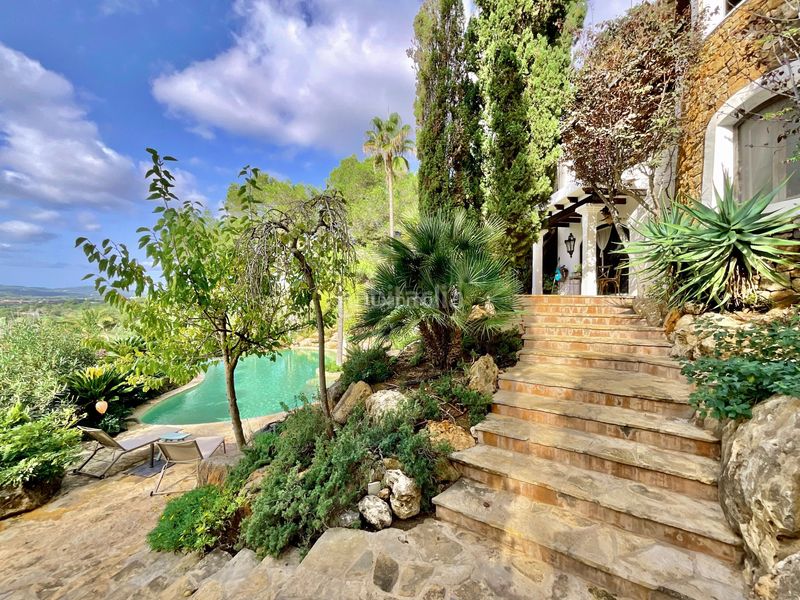 Foto 871bb726-654e-43da-9429-3e0ba814df24. Xalet amb calefacció aparcament piscina a Santa Eulària des riu Santa Eulària