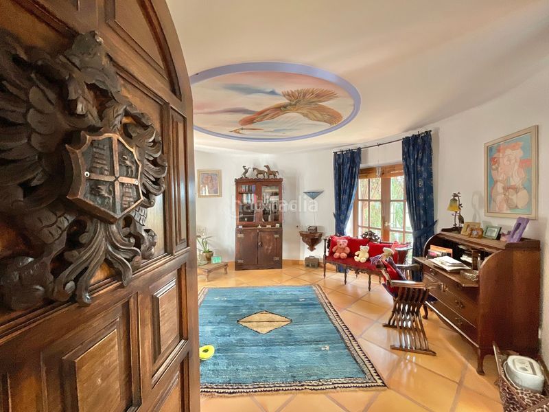 Foto 9c0fe09c-7c5f-44b0-870a-f36d59f496e5. Xalet amb calefacció aparcament piscina a Santa Eulària des riu Santa Eulària