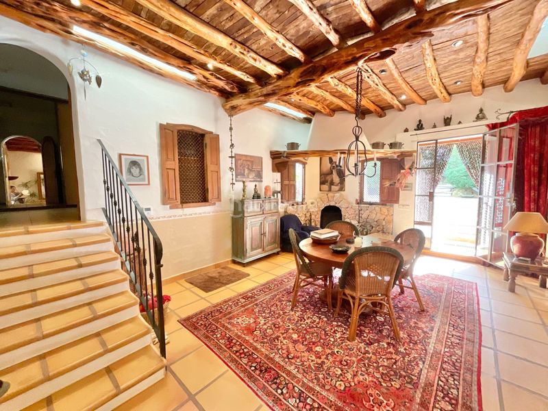 Foto cf2f907c-696c-4b24-bb64-93d50ffdf365. Xalet amb calefacció aparcament piscina a Santa Eulària des riu Santa Eulària