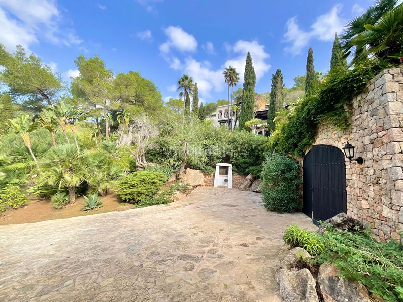 Foto f5622961-0aa8-4834-9f88-5dc16f0dfa9c. Xalet amb calefacció aparcament piscina a Santa Eulària des riu Santa Eulària