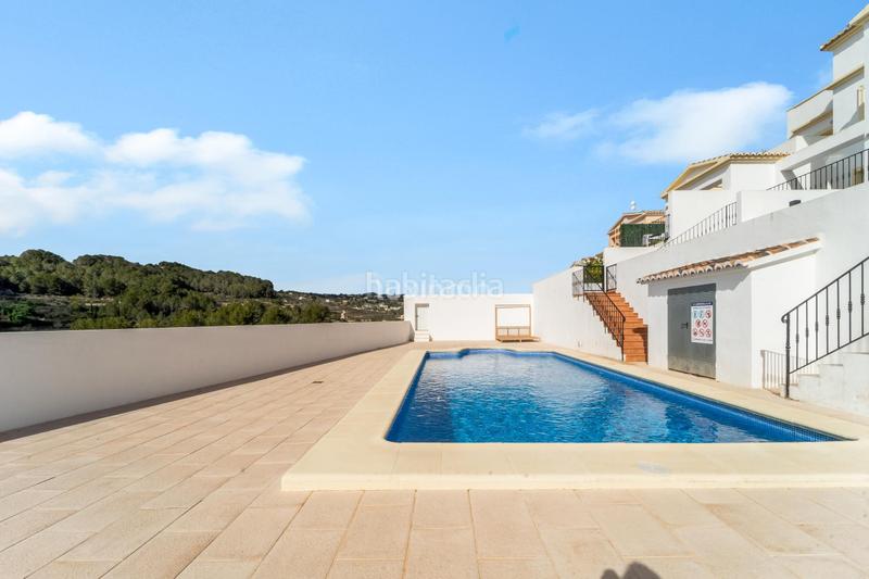 Foto 3e836a40-0fbd-46be-ace0-1e5f279de23c. Reihenhaus mit pool in La Empedrola Calp