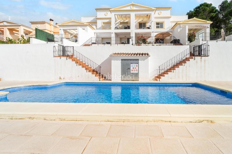 Foto 44d2c7fb-c80d-4c5f-a44a-bdac14690dc6. Reihenhaus mit pool in La Empedrola Calp