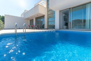 Chalet en Altea Hills. Espectacular villa con vistas panorámicas hacia altea hills