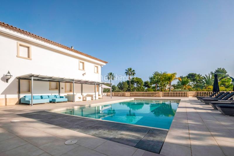 Foto d5ab0283-caf7-49b6-8b46-da2fe2359ab6. Chalet preciosa mansión con piscina en venta en Altea ciudad Altea