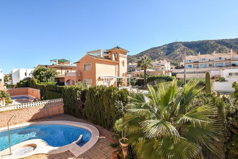 Foto 5f12a5aa-42ca-41ea-bc13-65dcc0db36bd. Xalet amb calefacció aparcament piscina a L´Albir Alfàs del Pi (l´)