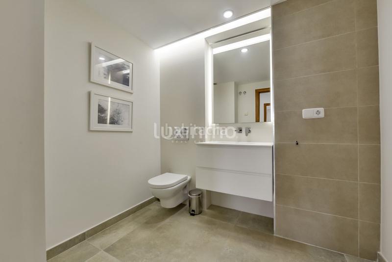 Foto 6031bc97-86bc-4b8f-877e-ffd13dc87429. Chalet con riscaldamento parcheggio piscina in Altea la vella Altea