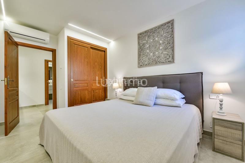 Foto a26acd2a-0bee-4ad3-8033-3d06f6664ab8. Chalet with heating parking pool in Altea la vella Altea