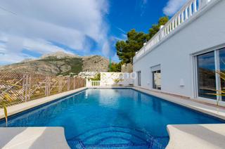 Chalet à Altea Hills. Villa con vistas al mar en altea hills