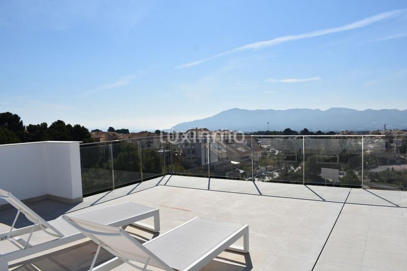Foto 3bd737c1-ef96-428a-98c2-c1a02166da0f. Casa pareada villa independiente rodeada de naturaleza con piscina privada en Nucia (la)