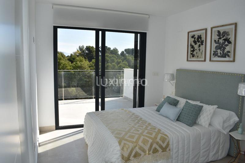Foto c7fb3a01-af67-45a8-90ac-36b6e8cc1ddc. Casa pareada villa independiente rodeada de naturaleza con piscina privada en Nucia (la)