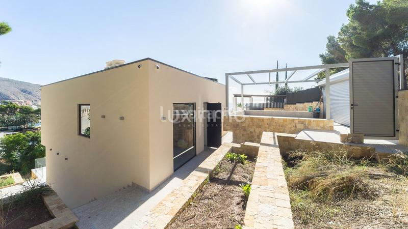 Foto 8b5dfb97-0805-418b-bf7c-ebc38db1c064. Chalet con riscaldamento piscina in Mascarat Altea